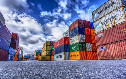 El arroz y los vehículos movieron las exportaciones en mayo, según informe mensual de comercio exterior de Uruguay XXI