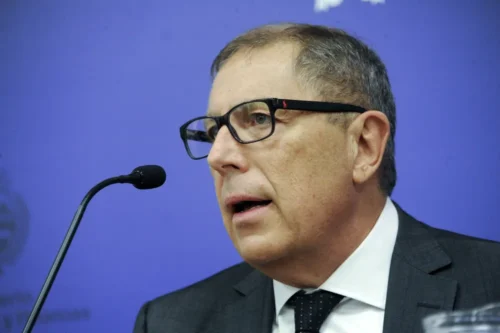 Gobierno anunció que algunas empresas que operan en zona franca quedarán exentas del pago del Impuesto Mínimo Global