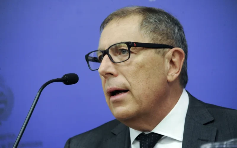 Gobierno anunció que algunas empresas que operan en zona franca quedarán exentas del pago del Impuesto Mínimo Global